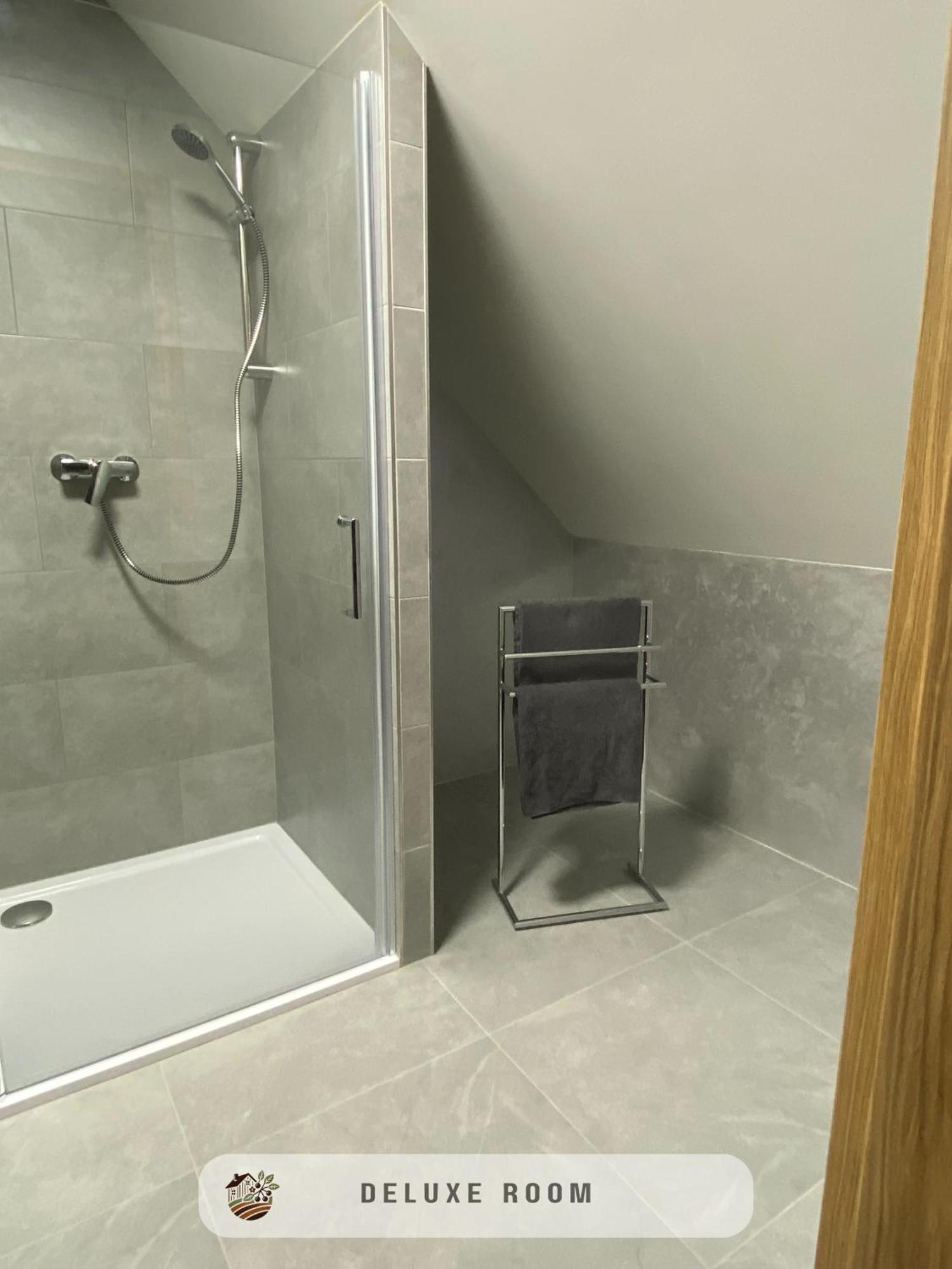 Apartmanovy Dom Visnove Esterno foto