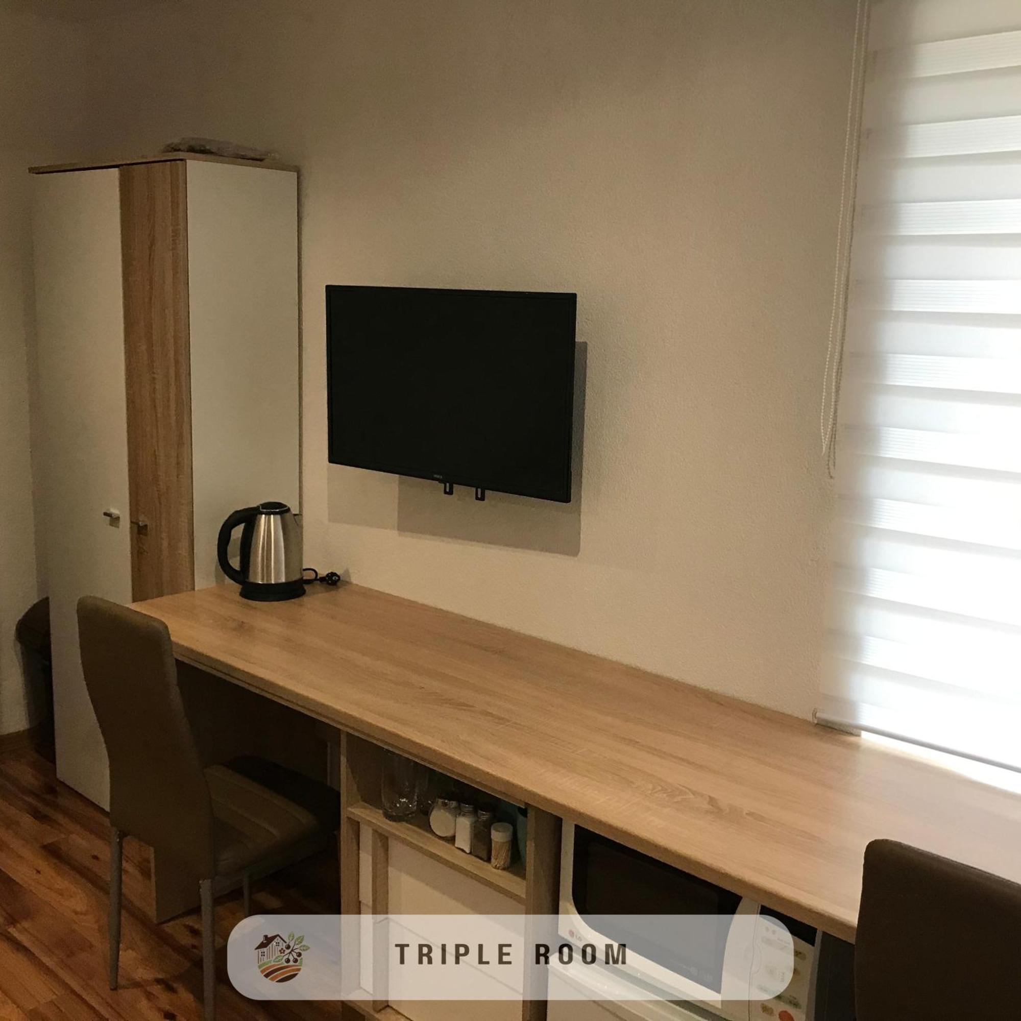 Apartmanovy Dom Visnove Esterno foto