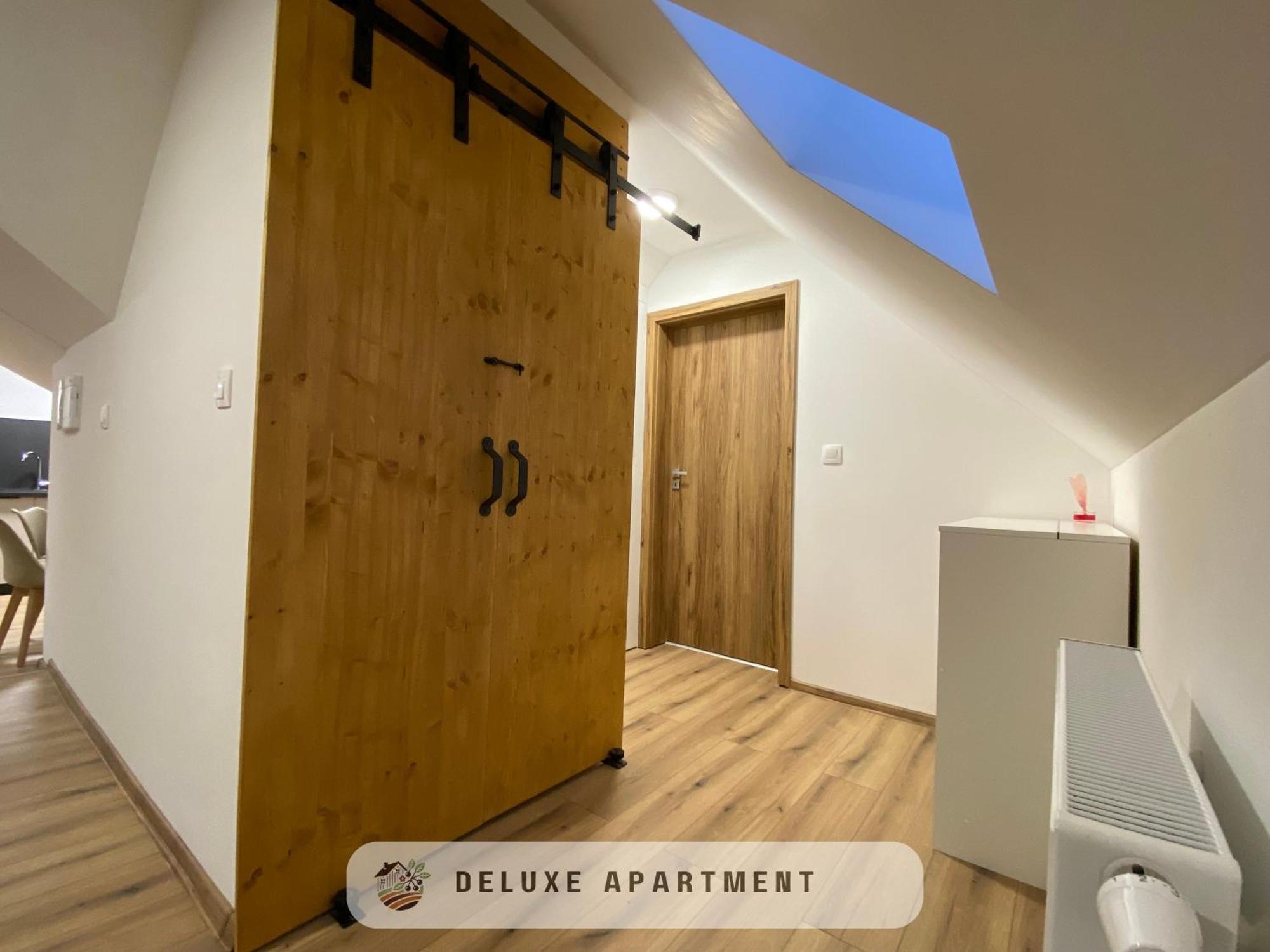 Apartmanovy Dom Visnove Esterno foto
